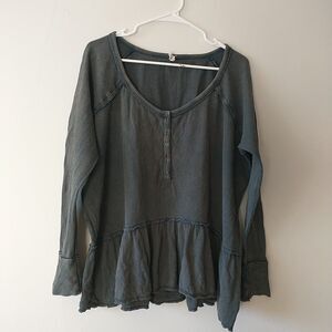 Urban Outfitters Top Womens OS Green Henley Peplum Waffle Thermal Oversized